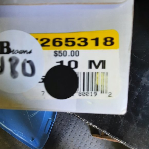 Baby Phat kids running shoe - Picture 4 of 6